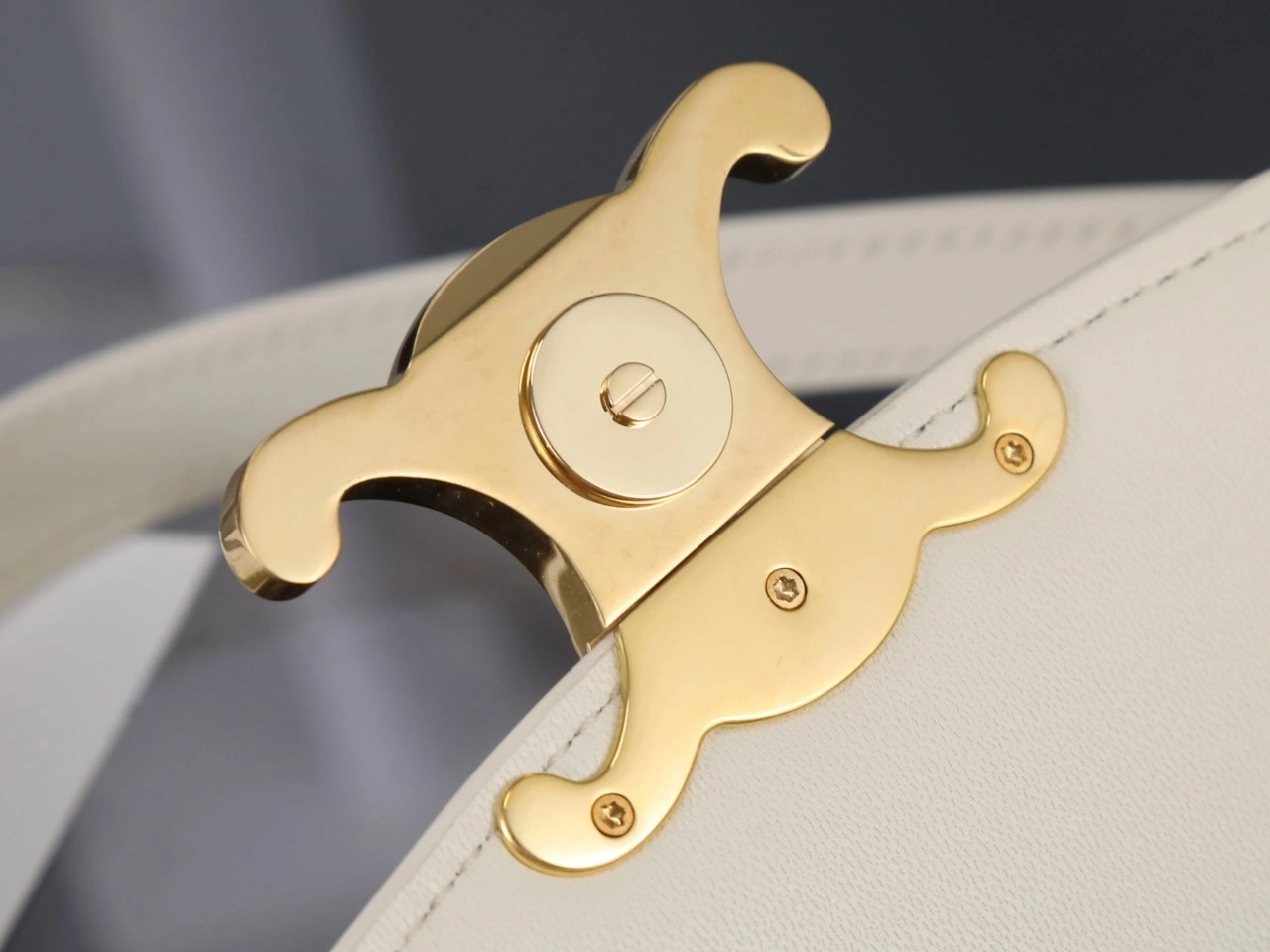 MOMO-- 358i95 118313FZI.00WC high quality version Calfskin item:D-B000I2106